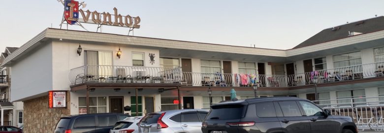 Ivanhoe Motel & Apts